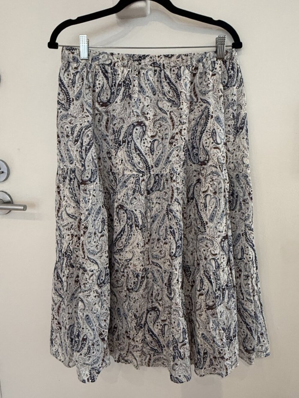 Tahari Paisley Print A-Line Women's Skirt in Cream and Blue